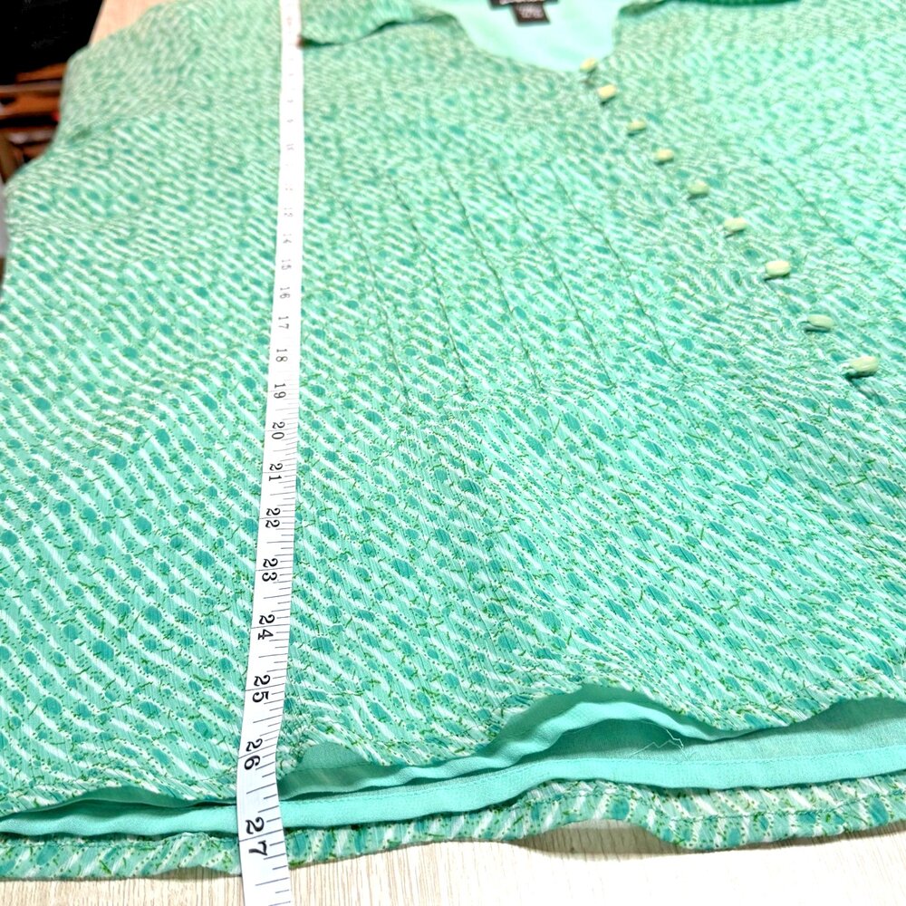 Avenue Blouse Womens 22/24 Soft Green Button Up Collared 3/4 Sleeve - Picture 11 of 12